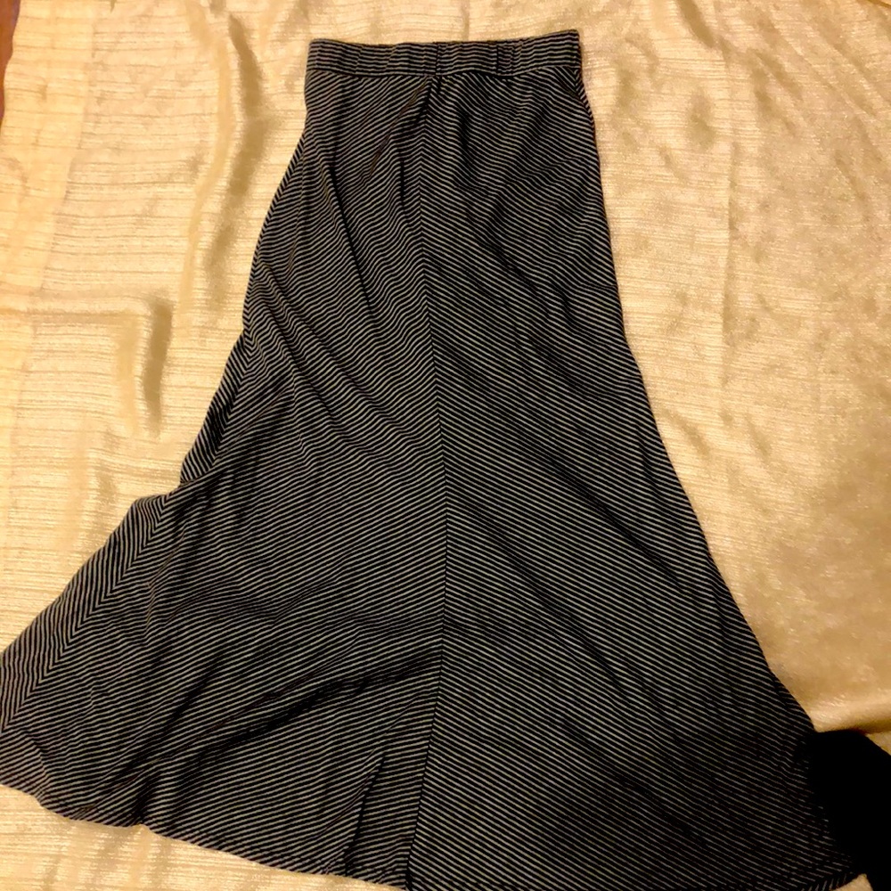 Black and grey striped long skirt